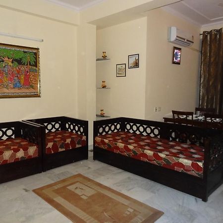 Tulsian Guest House & Apartments Divisione di Divisione di Jaipur Camera foto